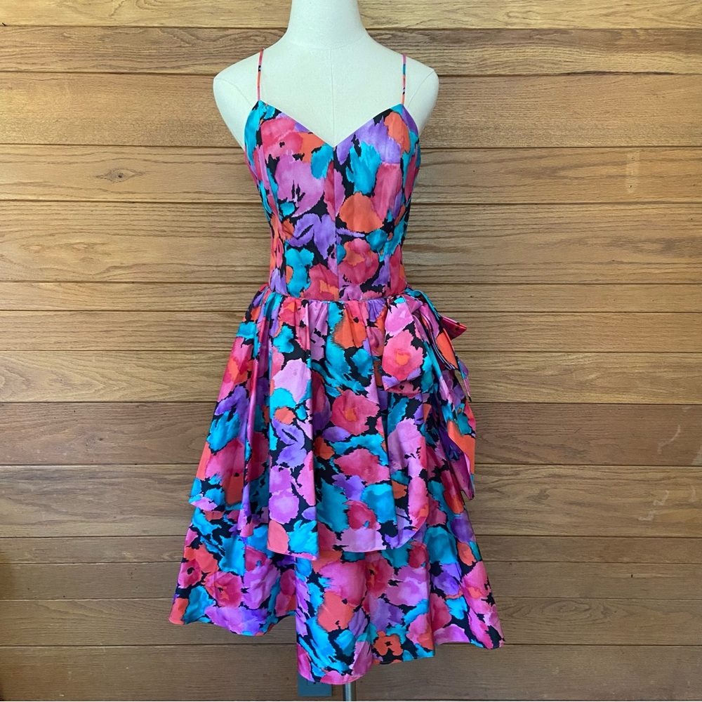 Vintage 80s Ricki Lang for Nuit bold floral print tiered bow party dress